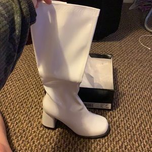 BRAND NEW white high knee boots size 9!